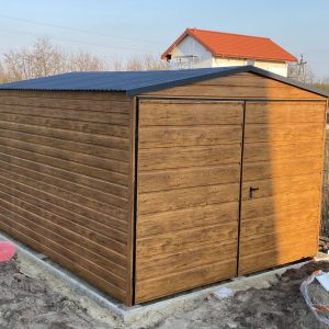 3×4-es fa hatású szerszámtároló